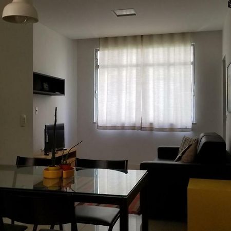 Apartamento Em Copacabana - Rua Bolivar - 2 Quartos - Excelente Localizacao Rio de Janeiro Ngoại thất bức ảnh