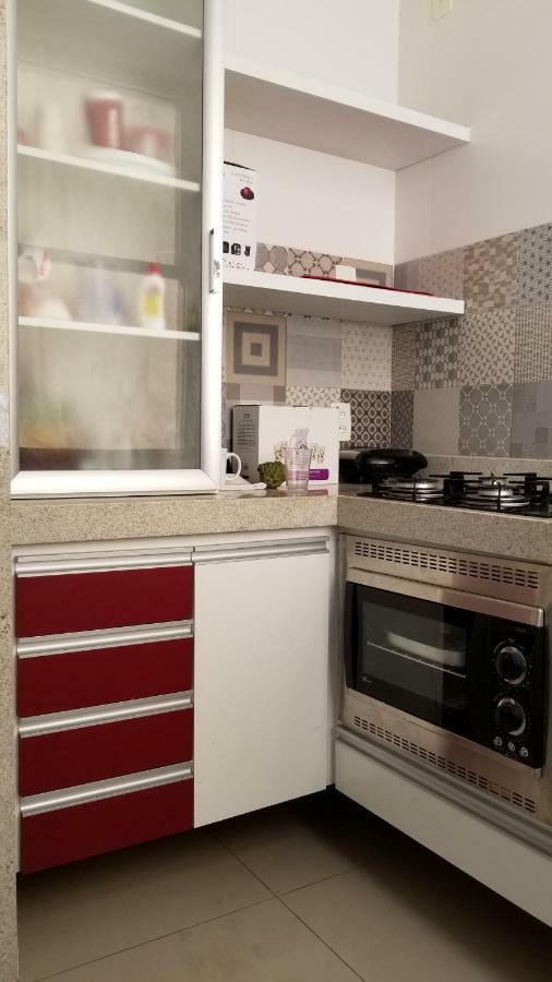 Apartamento Em Copacabana - Rua Bolivar - 2 Quartos - Excelente Localizacao Rio de Janeiro Ngoại thất bức ảnh